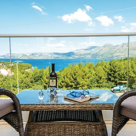 Apartmán Awesome In With Wifi Cavtat
